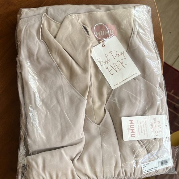 SHOW ME THE RING CRISP SHOW ME YOUR MUMU EMILY EMPIRE MAXI DRESS MEDIUM - Picture 3 of 7